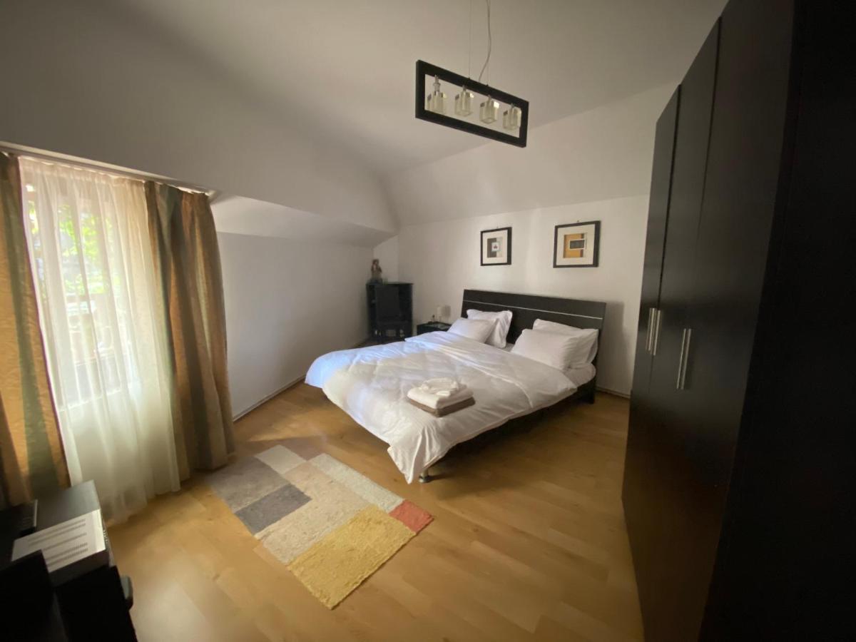 Victoria Gasthaus Rasnov - Charming Vacation House In Rasnov Eksteriør billede